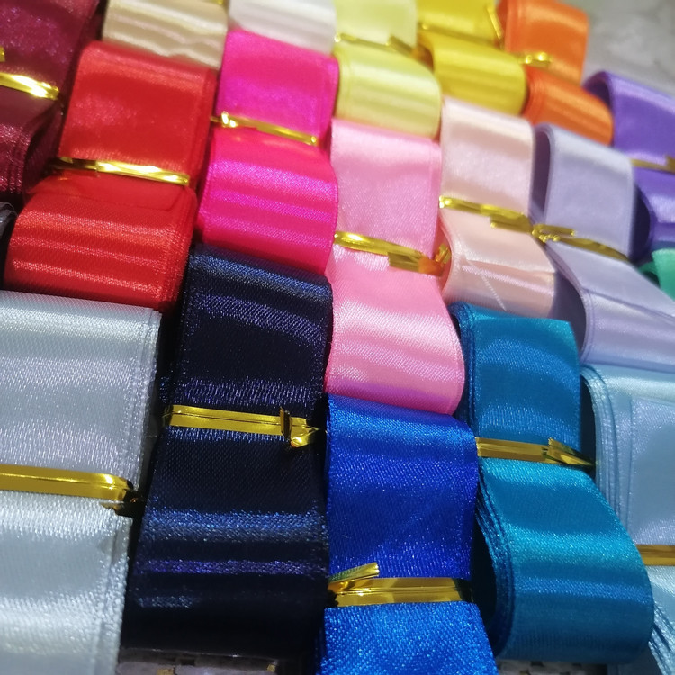 پک روبان ساتن 2.5 سانت... 40 متر...20 رنگ متفاوت از هررنگ 2متر... مناسب برای کاردستی، روباندوزی، تزیینات و...